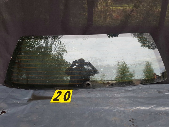 фото №1, Стекло задняя крышки багажника volkswagen polo 99-02r.