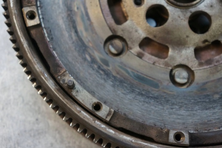 фото №12, Сцепление комплектные kpl vw transporter t5 caravelle - 1.9 tdi - 03g105264l