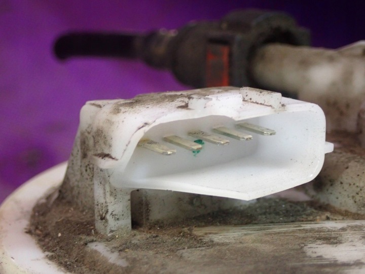 фото №7, Nissan primera p12 01-08 1.6 116km насос пального 0580313101 5 pin