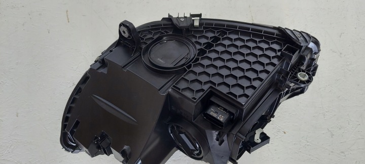 фото №9, Mercedes w206 фара права led high performance