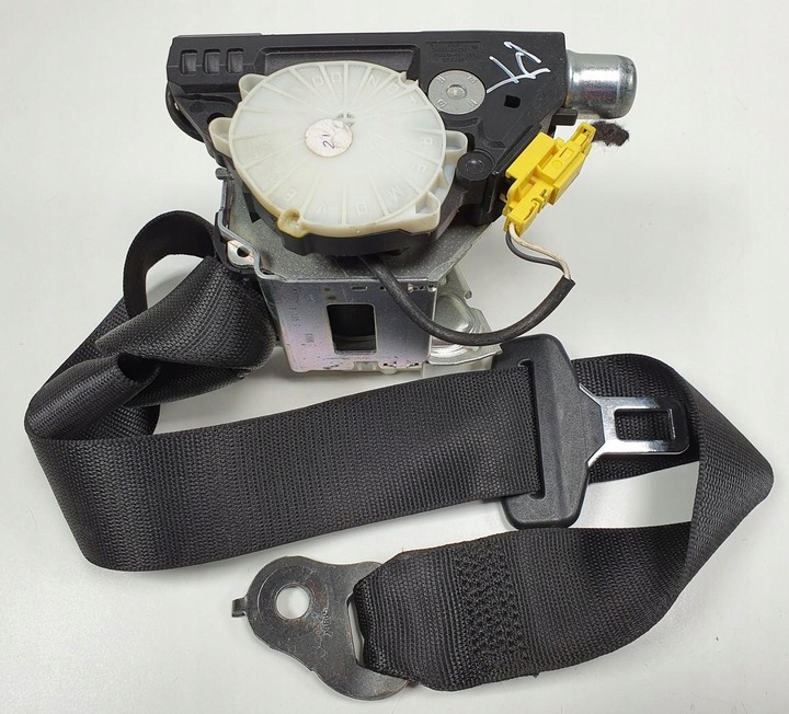 фото №1, Pas натягувач праві зад mercedes w204 a2048600885