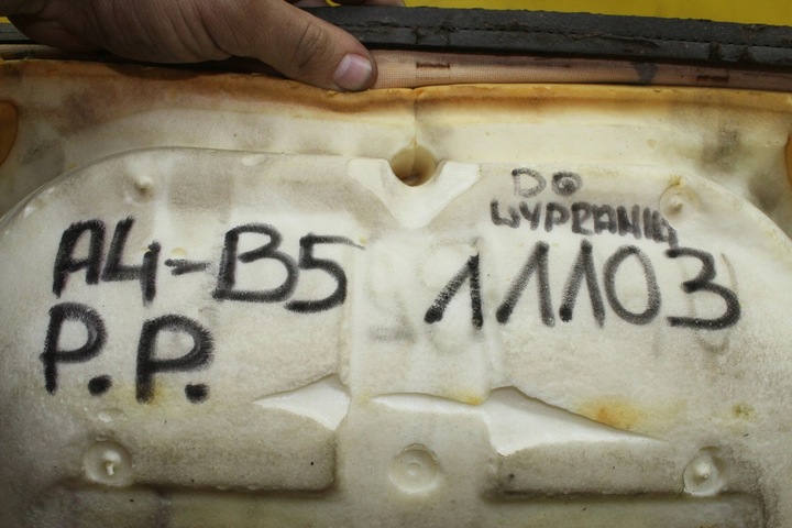 фото №8, Сидіння праві перед audi a4 b5