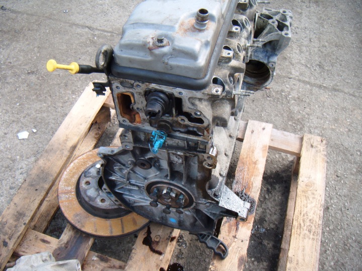 фото №6, Citroen c2 2003 - 2009 1.4 b двигатель голый стойка код двигателя : kfv