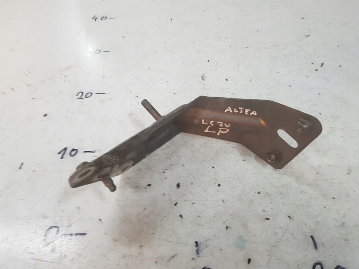 фото №1, Altea 04-15 кронштейн крыльев левый перед ls7u