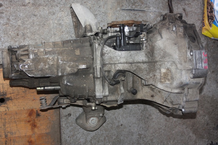 фото №1, Коробка передач коробки передач dhn vw passat b5 fl 2,3 v5 2.6 2.8