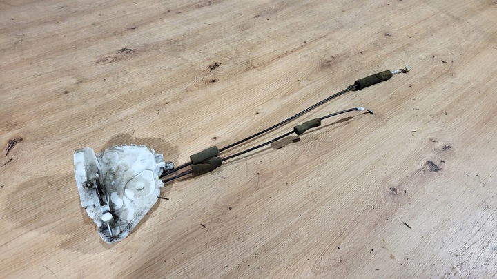 фото №7, Замок правые перед honda civic viii 8 ufo hb 5d 7 pin европа