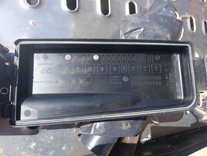фото №5, Opel signum c 2.2b блок запобіжників 13187505 519066500 1,8b