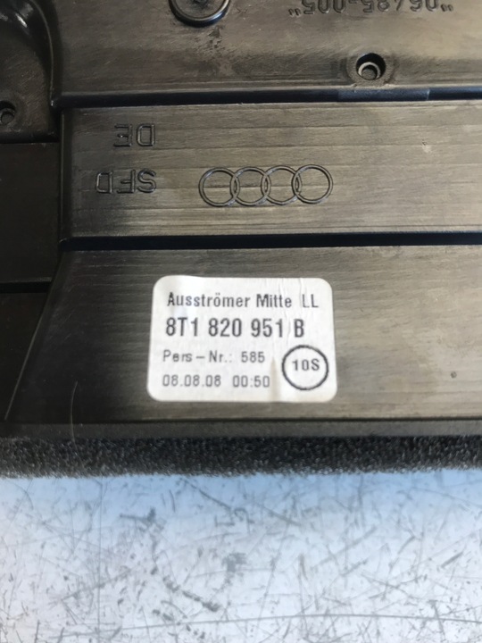 фото №5, Решётка воздуховод средняя audi a4 b8 a5 8t1820951b