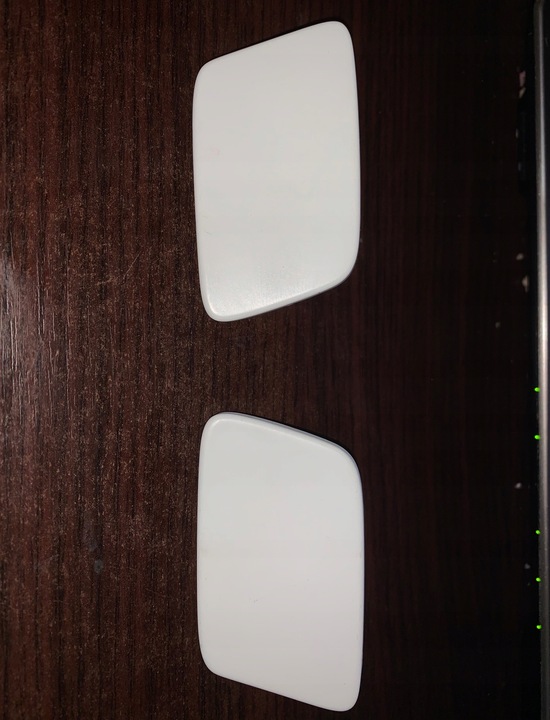 фото №1, Заглушка омывателя vw polo 4 9n панель крепления фар цвета