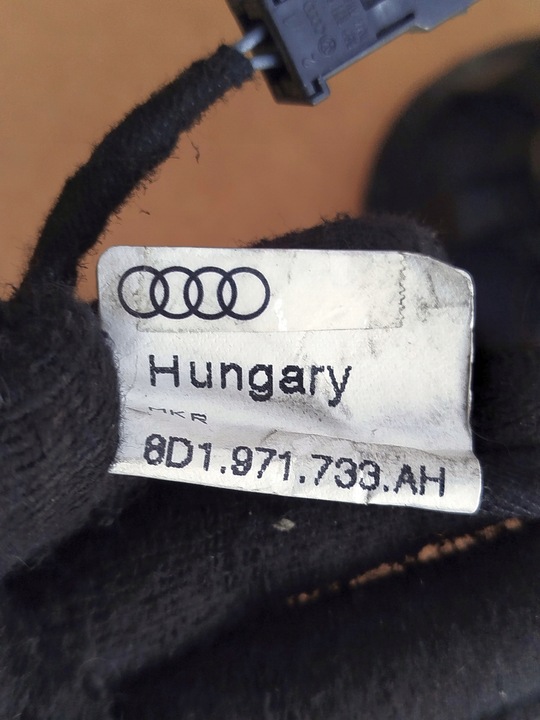 фото №6, Динамік високочастотний зад задній audi a3 8d9035412b #2