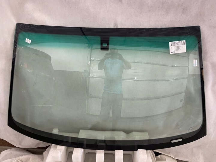 фото №1, Стекло передняя лобовое audi a8 датчик 2002-2004