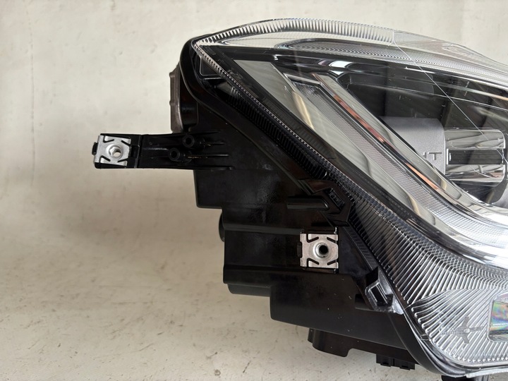 фото №6, Vw taigo 2g7941036c повний led права лампа передня