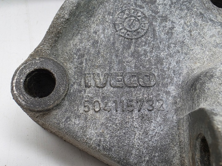 фото №5, Iveco daily 06-14 3.0 hpi кронштейн крепление генератора натяжитель 504115732 1