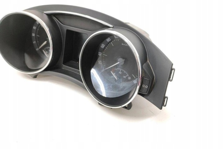 фото №9, Спидометр skoda superb i 3u4 3t1920841d 1.97l дизель 2009