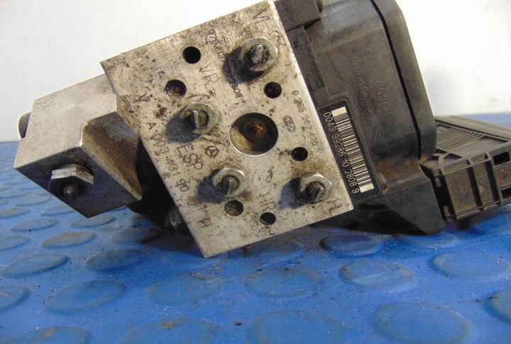 фото №6, Mercedes w 210 рестайлінг 2.2 cdi насос abs 0265202436