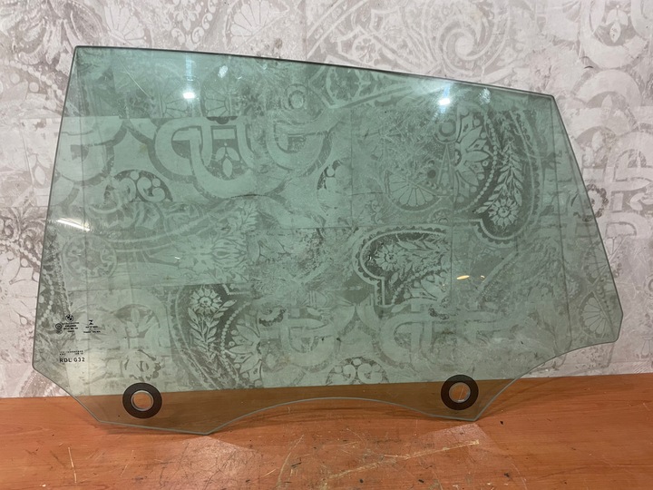 фото №1, Скло двері лівий зад bmw 6 gt g32 17r