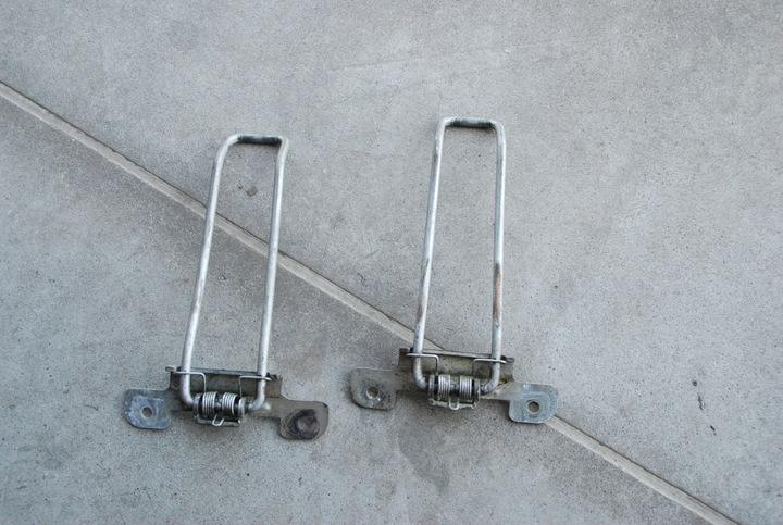 фото №2, Iveco daily 06-14r ограничитель дверь задний зад