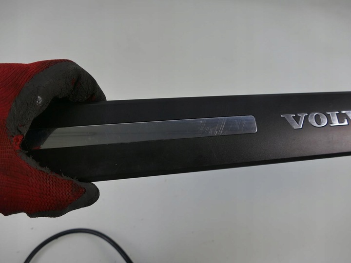 фото №3, Volvo xc60 i рестайлінг планка порога накладка порогова ліва