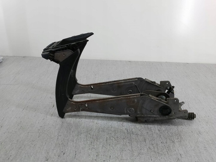 фото №6, Ручник  тормоза ручного opel zafira b 13237304ar 1.9 cdti