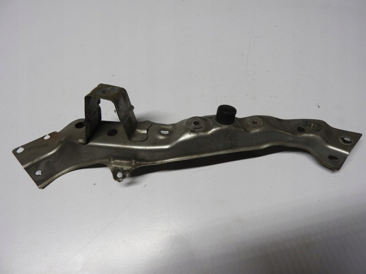 фото №6, Toyota auris i 5d 06-09 2.0 d4d кріплення лампи ліві перед