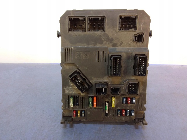 фото №1, Citroen c2 i 1.4 b коробка предохранителей bsi