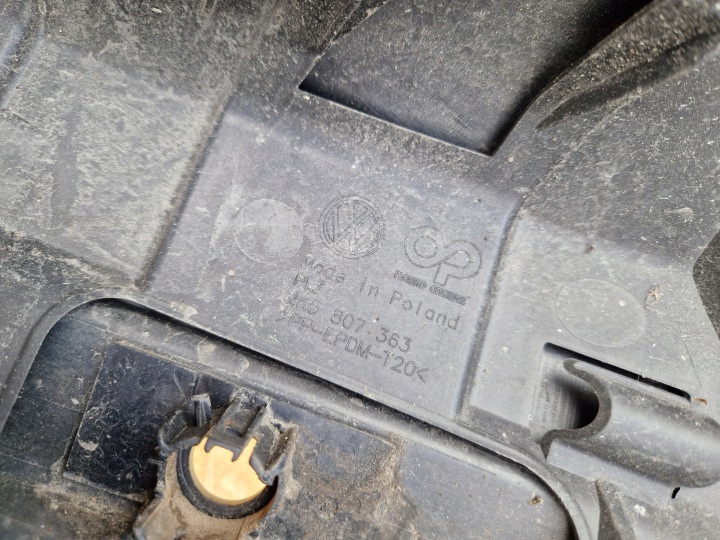 фото №12, Бампер задній  vw caddy 2k5