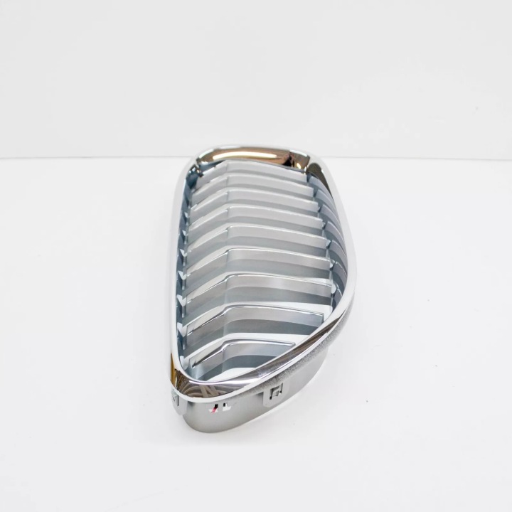 фото №7, Bmw 6 f06 передний радиатор правый high решётка 51137370392 7370392 2016 oem