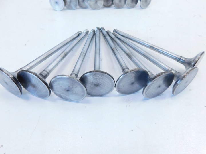фото №11, Клапаны головки пружины 2.2 hdi 16v 2.0 16v peugeot 807 citroen c5 c8 607
