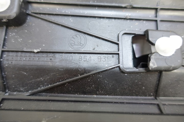 фото №10, Планка двері лівий перед skoda superb iii 3v0