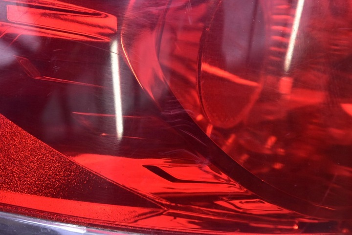 фото №12, Лампа ліва зад задня 084421959l opel astra 3 iii h sedan рестайлінг 06-14