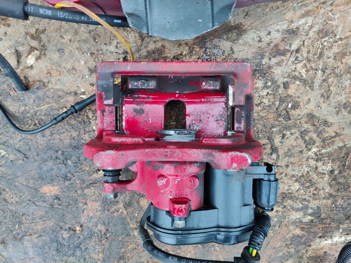 фото №7, Swap гальма затискачі brembo 6 tłoczków range rover sport l494 перед зад
