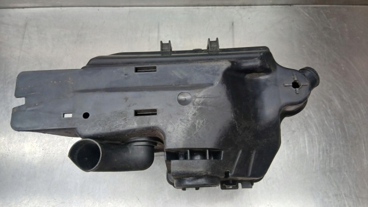 фото №7, Корпус комп'ютера oem номер 9469722 volvo s80 i 98-06r