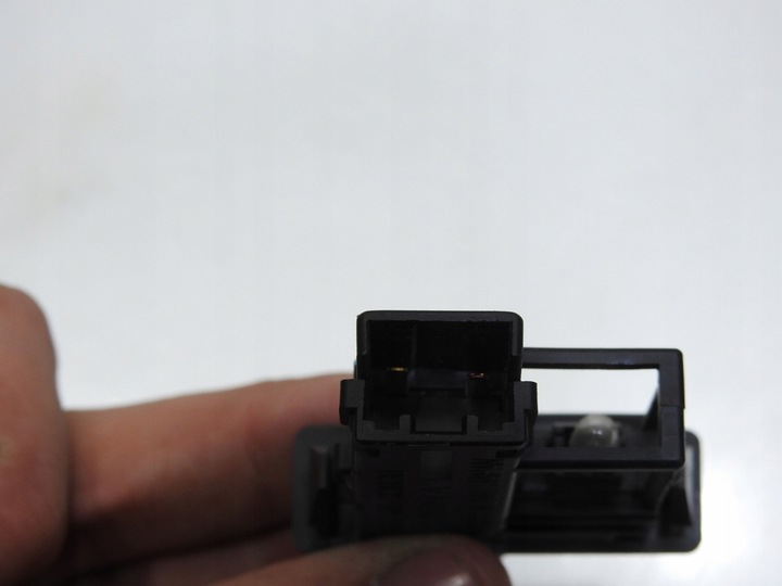 фото №7, Датчик бардачка toyota avensis ii t25 рестайлинг