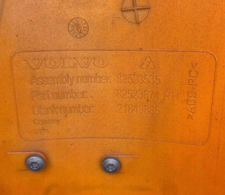 фото №7, Решётка капот решётка облицовка volvo fe fl euro6 82523697