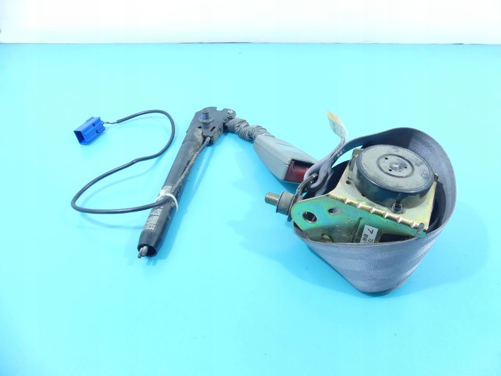 фото №1, Pas перед правий натягувач mazda 3 i bk 03-06 європа