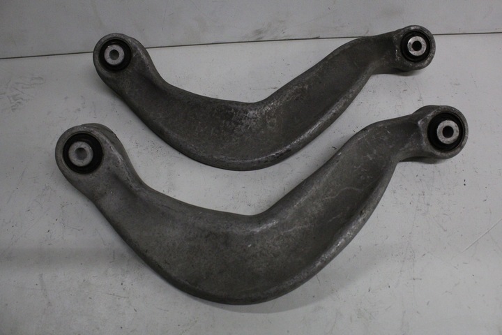 фото №1, Audi a4 b8 важіль праві зад 8k0505324f