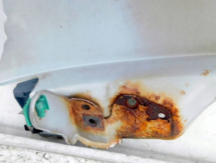 фото №10, Nissan micra k11 1.5d 99r 5d крило праві перед срібний