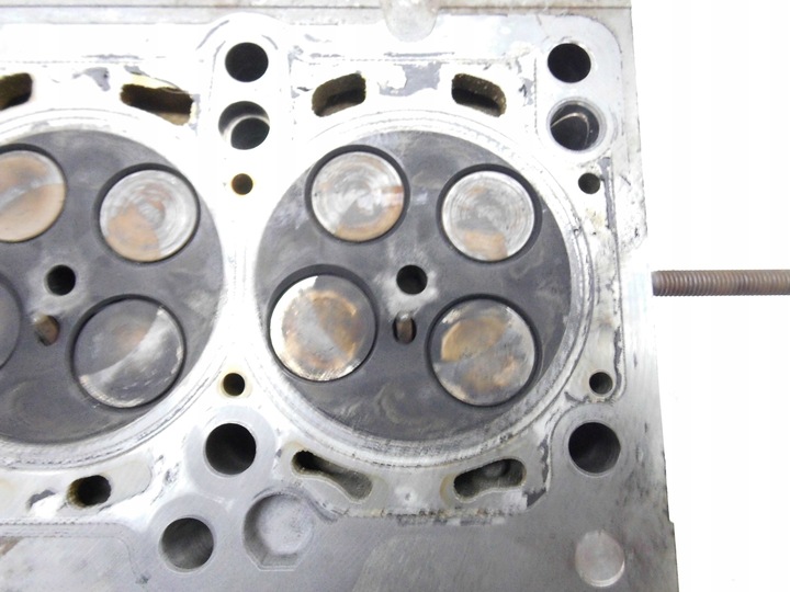 фото №10, Головка клапани polo 6r octavia ii leon golf v rapid a3 8p ibiza 1.6tdi cay