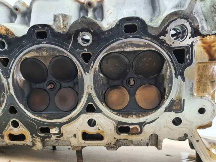 фото №10, Головка двигателя jaguar s-type 3.0 v6 9g766aa