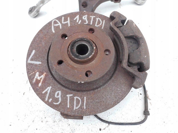 фото №2, Поворотный кулак superb passat b5 a4 b5 1.8t левая перед