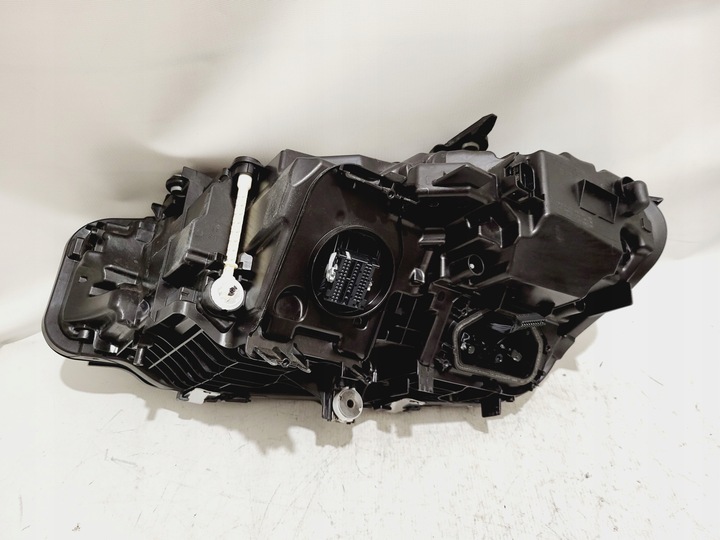 фото №9, Bmw 3 g20 рестайлинг полный led тень line