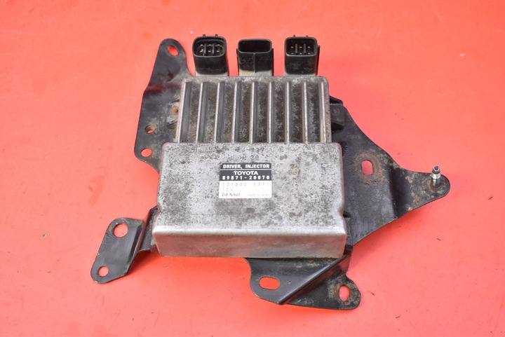 фото №1, Блок управления модуль инжекторов 89871-20070 lexus is220 xe20 2.2 d 177 km