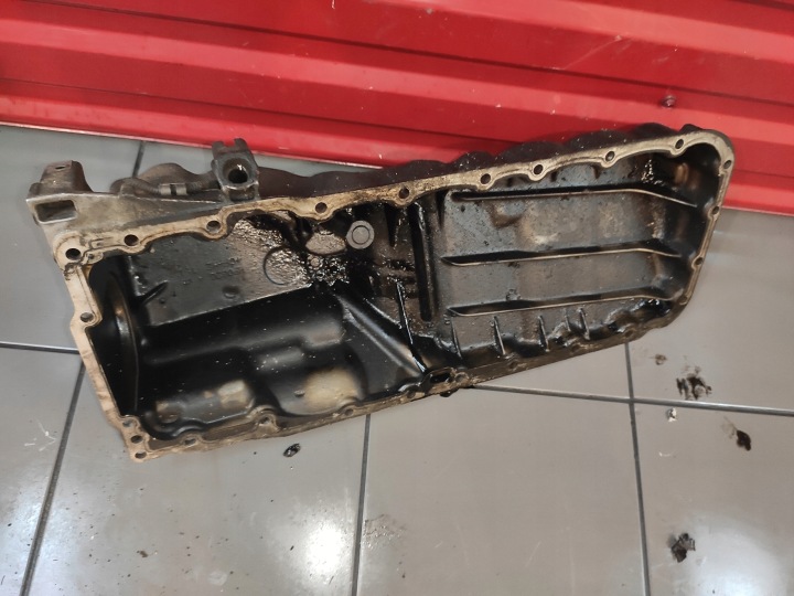 фото №10, Bmw f01 f01 n57 3.0d піддон масла датчик масла kpl 7800322 оригінал