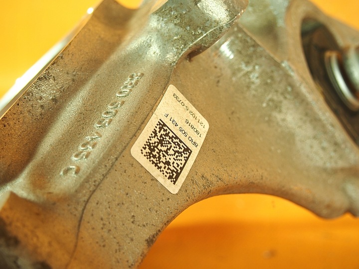 фото №8, Audi a7 4g рестайлинг 44km поворотный кулак зад левая 8r0505435c / 8r0505431f