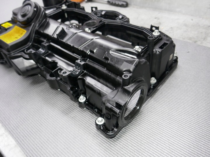 фото №9, Bmw e84 e89 f07 f10 f15 крышка клапанов 7588412