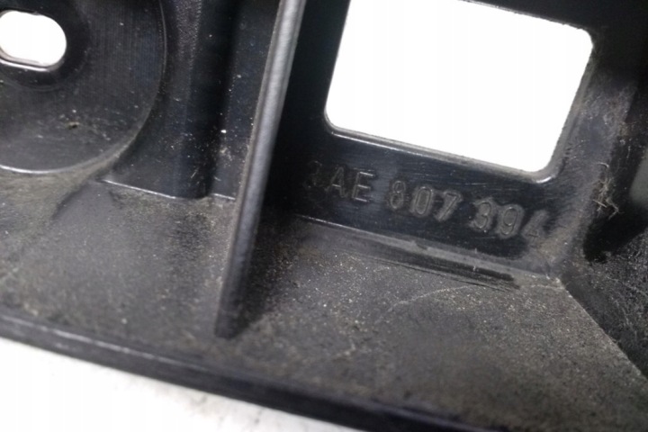 фото №9, Праве кронштейн   заднього бампера vw passat b7 362 3ae807394 1.97l дизель