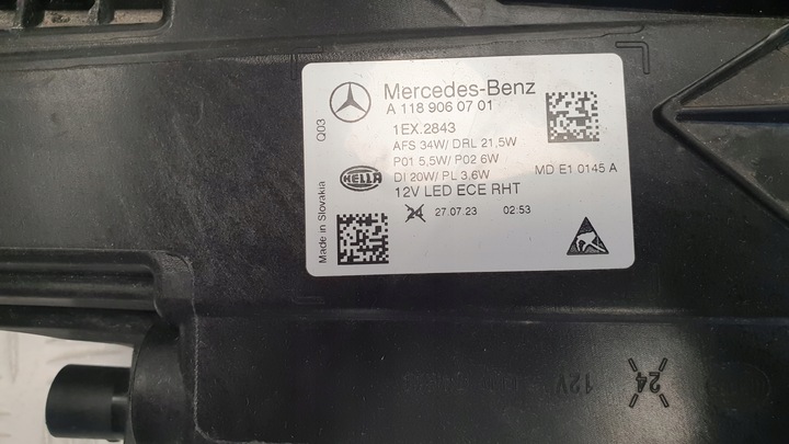 фото №11, Mercedes cla w118 рестайлинг лампа левая правая фара a1189060801 a1189060701