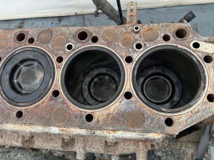 фото №10, Renault premium dxi11 410 450 volvo fm d11 євро 5 блок wał двигун стійка
