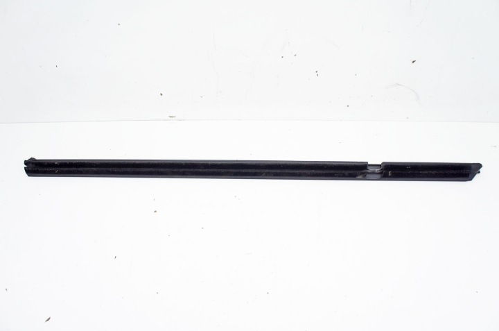 фото №6, Uu154+ vw golf vii молдинг стёкла двери левые зад 5g9839477/478 универсал ar