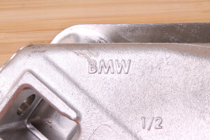 фото №8, Bmw x4m f98 новая лапи кронштейн двигателя правый 8053492